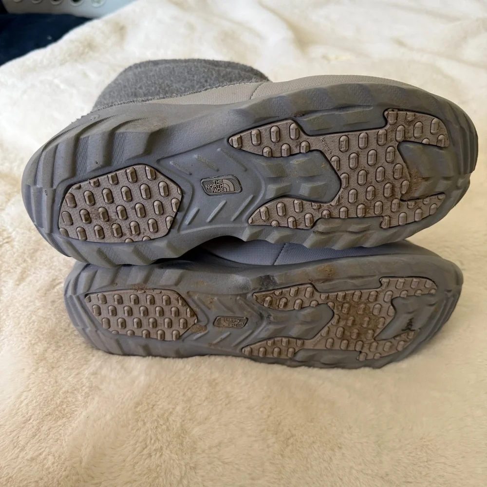 The North Face Women's Gray Insulated Winter Boots